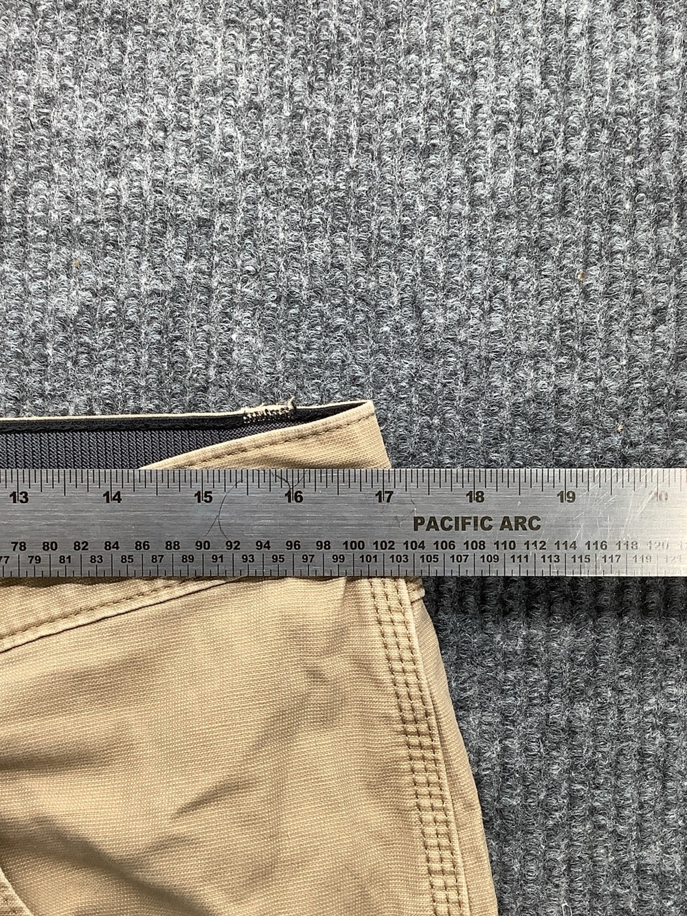 Wrangler Tan Cargo Work Pants - Utility Style - Picture 4 of 4